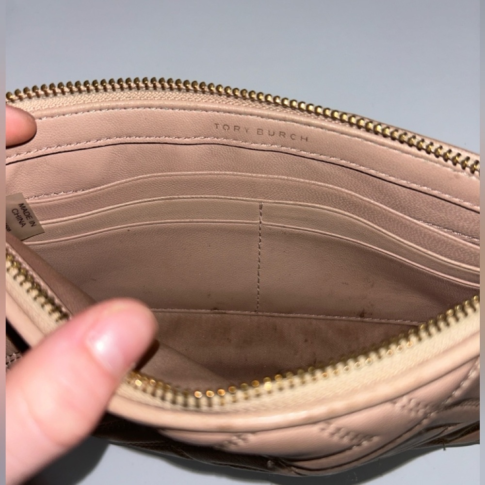 Tory Burch Fleming Crossbody Soft Leather Bag/Clutch in New Mink color - Picture 7 of 12